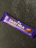 Dairy Milk chocolate bar image 0