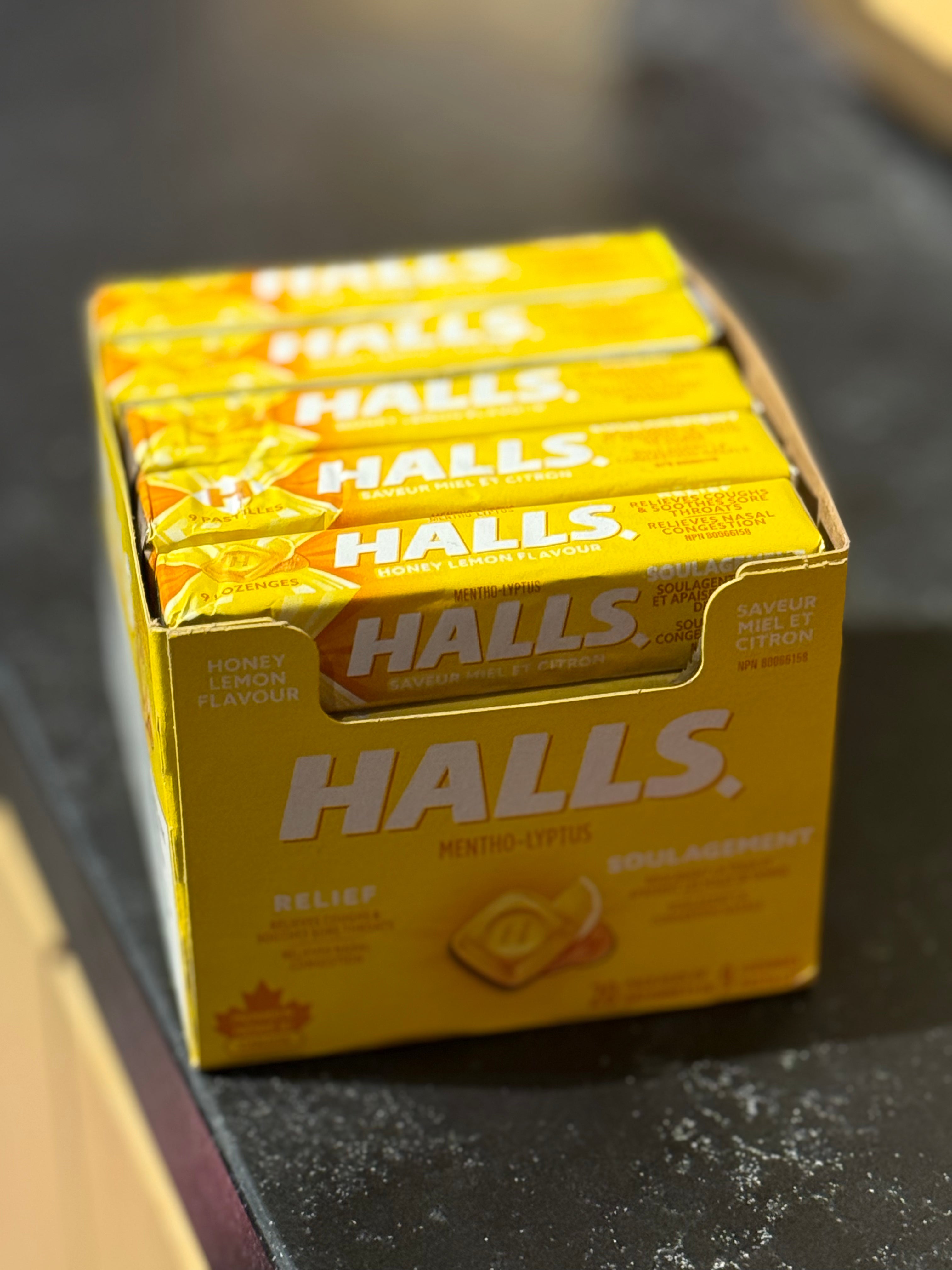 Halls Lozenges - Lemon image 0