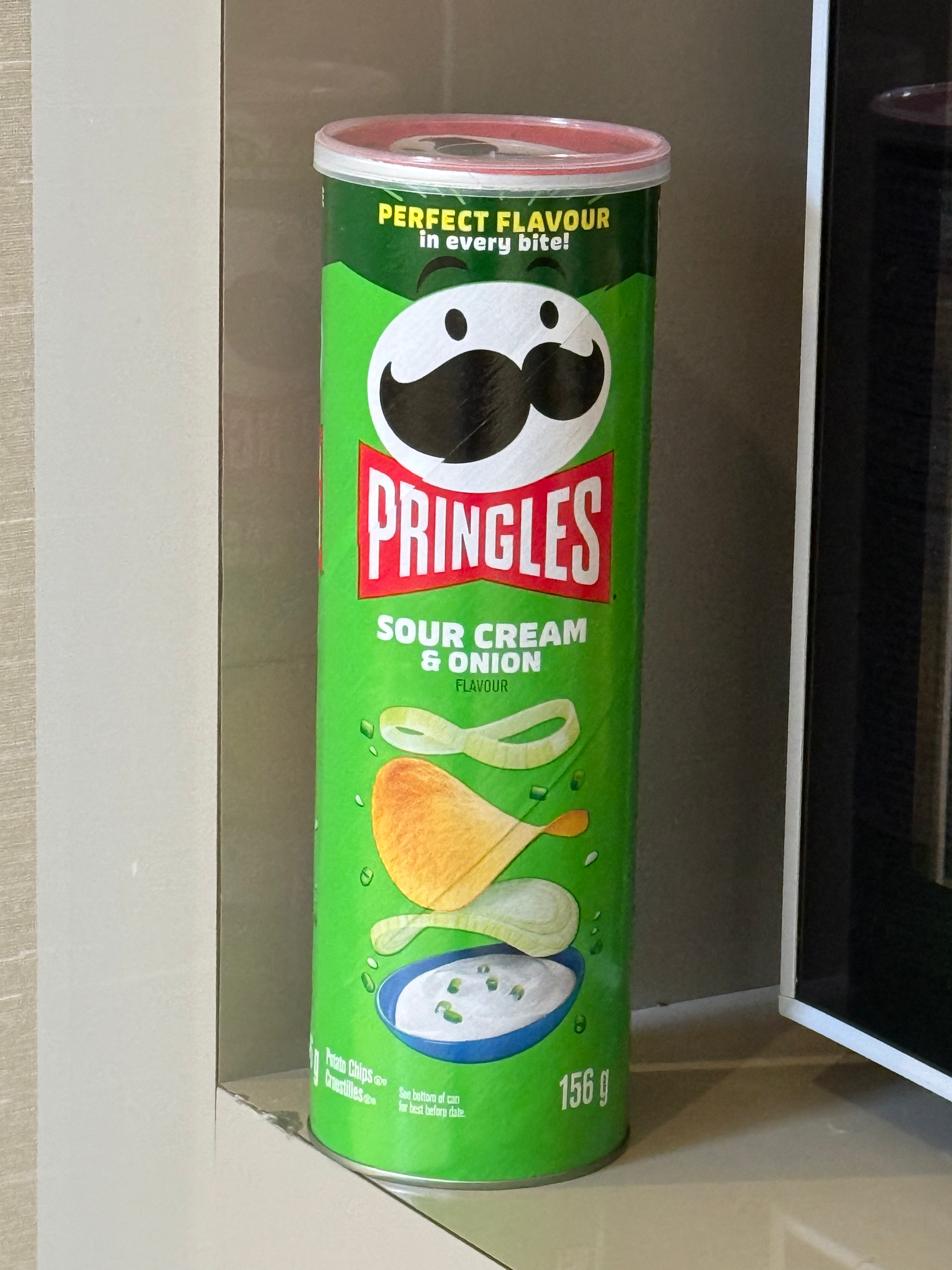 Pringles Sour Cream & Onion image 0